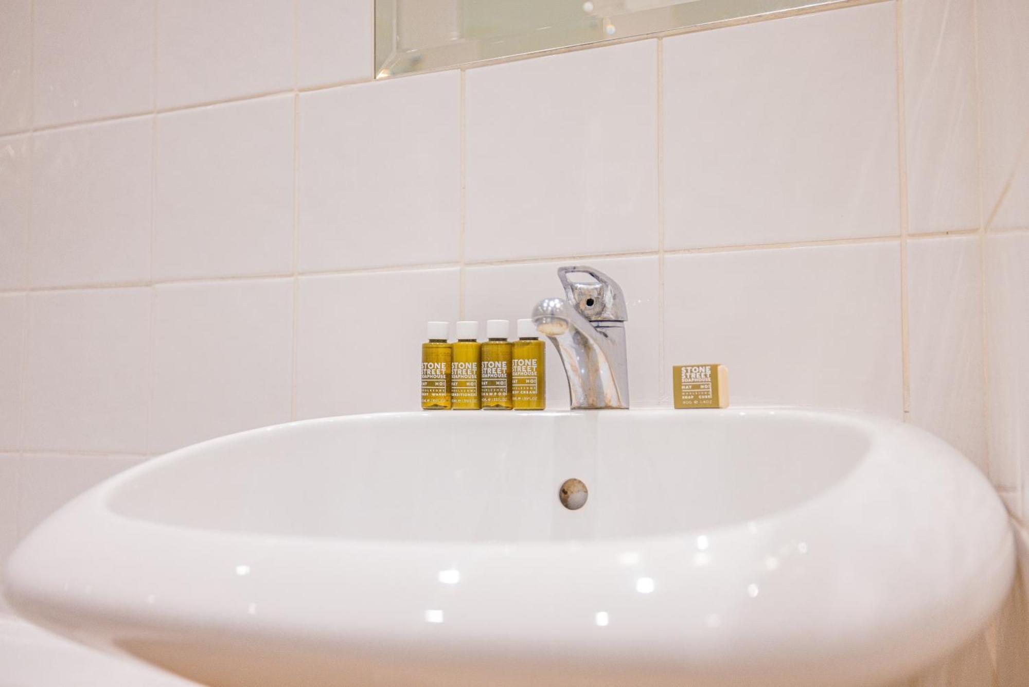 Gorgeous 3 B Edroom Home In Little Venice Лондон Екстер'єр фото